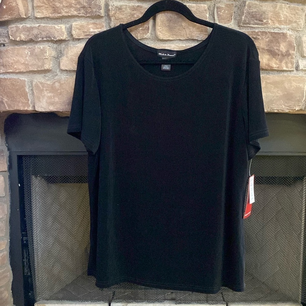 NWT Made in Heaven black short sleeve blouse. Sizes 1 X.